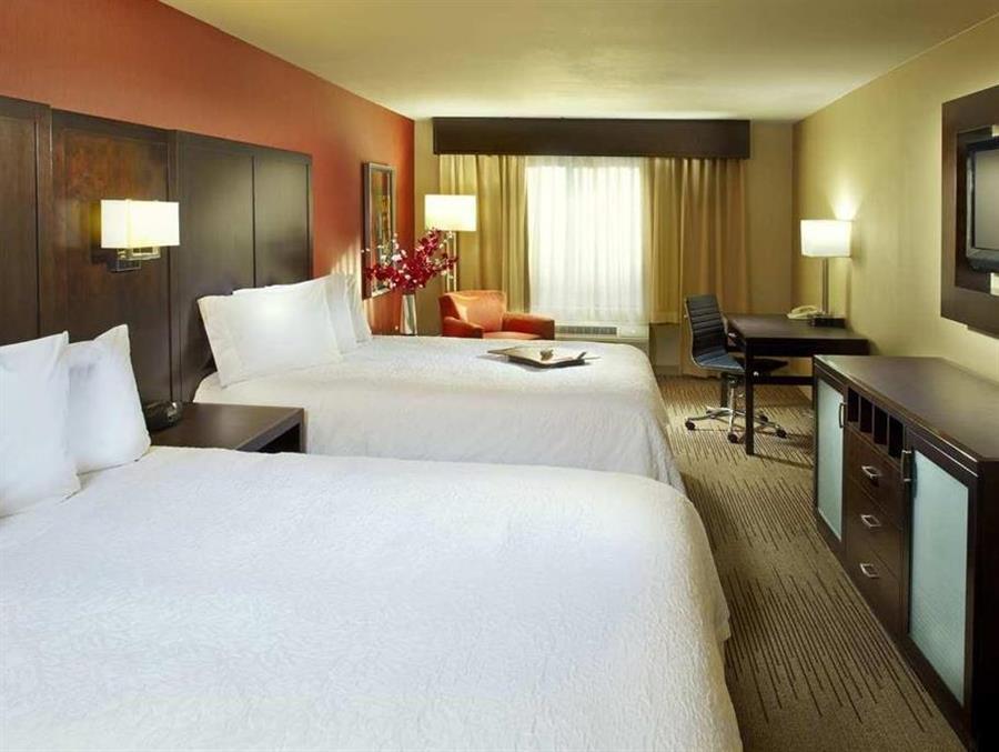 Hampton - Biltmore Hotel Phoenix